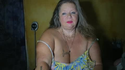 vampwoman online show from June 22, 2026, 5:04 am