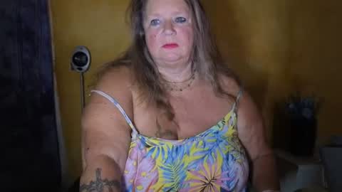 vampwoman online show from July 6, 2026, 5:48 am