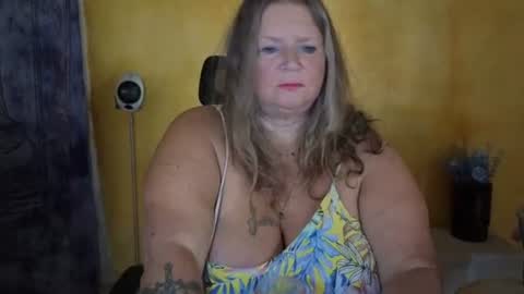 vampwoman online show from July 7, 2026, 8:07 am