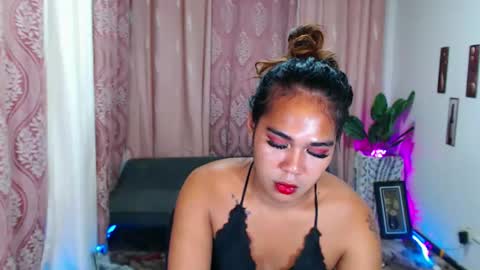 Snapshot of vampy_ebony_laxine chatting on September 30, 2025, 11:10 pm vampy_ebony_laxine online show from September 30, 2025, 11:10 pm