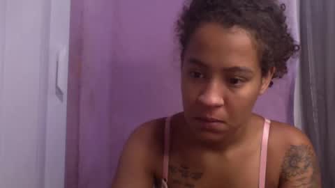 Snapshot of van_priva chatting on February 20, 2025, 2:02 pm van_priva online show from February 20, 2025, 2:02 pm