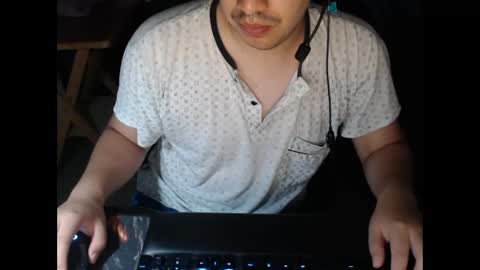 Snapshot of vancoserx111 chatting on January 26, 2025, 12:33 pm vancoserx111 online show from January 26, 2025, 12:33 pm