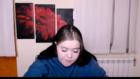 Snapshot of vandaray_ chatting on March 12, 2025, 1:40 pm Vanda online show from March 12, 2025, 1:40 pm