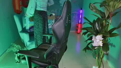 Snapshot of vandarossi chatting on January 24, 2025, 11:48 am Vanda online show from January 24, 2025, 11:48 am