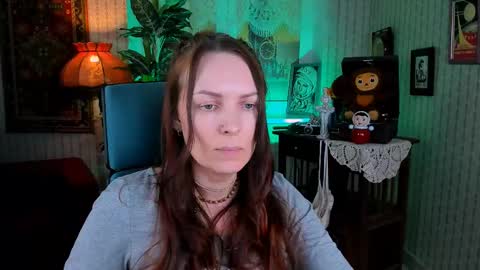 Vanda online show from February 13, 2025, 3:24 pm