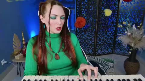 Snapshot of vandarossi chatting on February 26, 2025, 11:20 am Vanda online show from February 26, 2025, 11:20 am