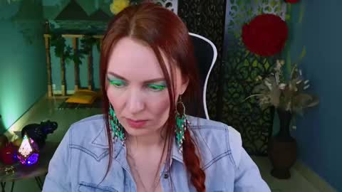 Snapshot of vandarossi chatting on March 12, 2025, 2:34 pm Vanda online show from March 12, 2025, 2:34 pm