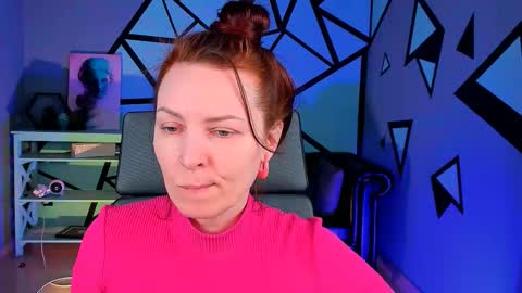 Snapshot of vandarossi chatting on December 19, 2025, 9:38 am Vanda online show from December 19, 2025, 9:38 am