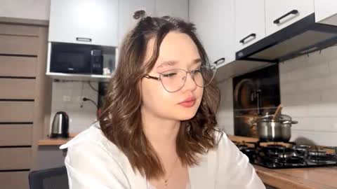 Velma online show from March 17, 2026, 1:25 pm