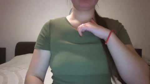 VanesaJewel online show from December 11, 2024, 4:09 pm