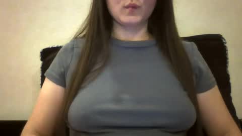 Snapshot of vanesajewel chatting on July 5, 2026, 6:04 pm VanesaJewel online show from July 5, 2026, 6:04 pm