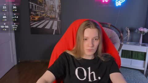 Vanessa online show from April 24, 2026, 12:18 pm
