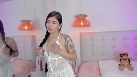 Snapshot of vanessa_cruz_18 chatting on July 9, 2026, 10:14 pm Vane online show from July 9, 2026, 10:14 pm
