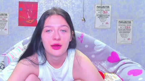 Snapshot of vanessa_florence chatting on December 11, 2024, 12:54 am RUSSIAN BARBIE BABE online show from December 11, 2024, 12:54 am