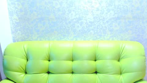Snapshot of vanessa_florence chatting on June 6, 2026, 1:21 am RUSSIAN BARBIE BABE online show from June 6, 2026, 1:21 am