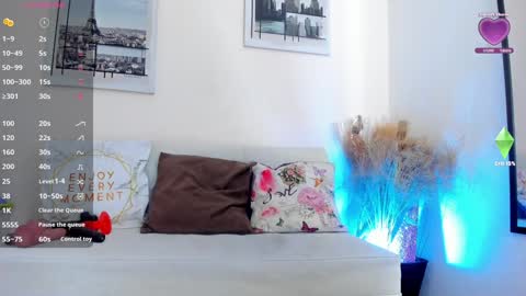 Snapshot of vanessa_gonzaless chatting on December 11, 2024, 12:23 pm Vanessa online show from December 11, 2024, 12:23 pm