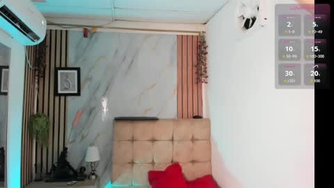 Snapshot of vanessa_jenner chatting on June 2, 2026, 10:12 pm vanessa_jenner online show from June 2, 2026, 10:12 pm