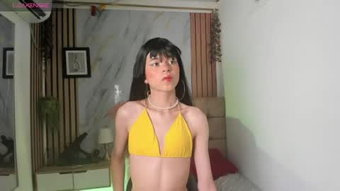 Snapshot of vanessa_jenner chatting on June 15, 2026, 8:55 pm vanessa_jenner online show from June 15, 2026, 8:55 pm