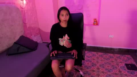 Vanessa online show from March 8, 2026, 11:58 am