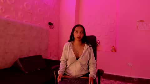 Vanessa online show from March 15, 2026, 11:27 am