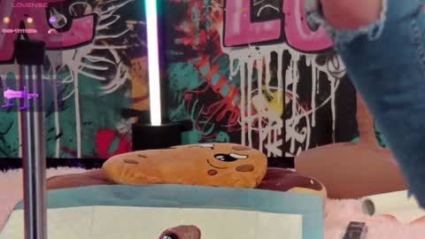  Vanessa  online show from February 2, 2025, 5:37 pm