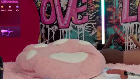  Vanessa  online show from February 22, 2025, 5:13 pm