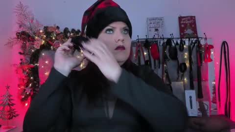 Vanessa online show from December 22, 2025, 12:24 pm