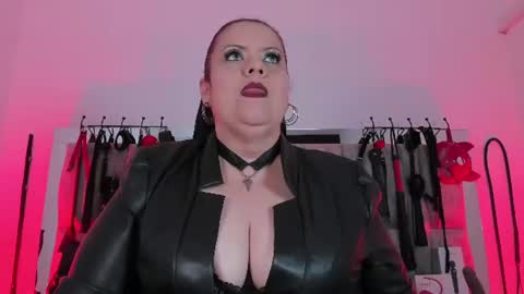 Snapshot of vanessa_moka chatting on June 17, 2026, 12:29 pm Vanessa online show from June 17, 2026, 12:29 pm