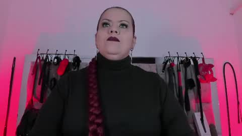 Snapshot of vanessa_moka chatting on July 9, 2026, 12:20 pm Vanessa online show from July 9, 2026, 12:20 pm