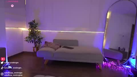 vanessa sexxy online show from January 10, 2026, 12:56 am