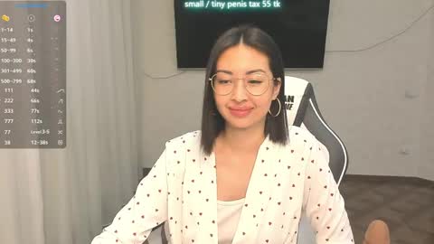 Vanessa online show from May 23, 2026, 5:17 pm
