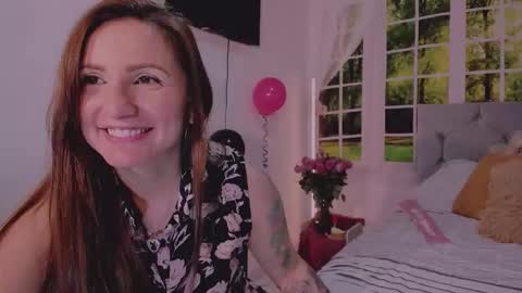 Snapshot of vanessa_udream chatting on April 21, 2026, 4:01 pm Vanessa online show from April 21, 2026, 4:01 pm
