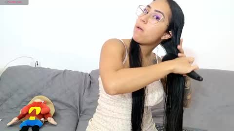 vanessaadol online show from July 12, 2026, 10:28 am