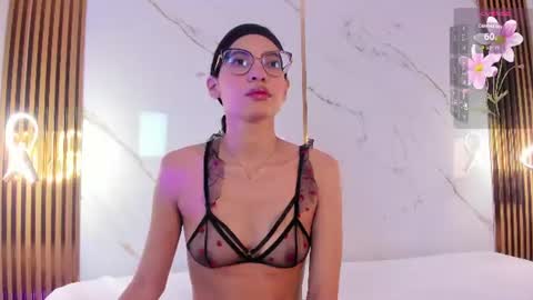 Vanessa online show from July 21, 2026, 7:16 pm