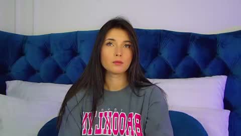 Vanessa online show from June 24, 2026, 6:12 am