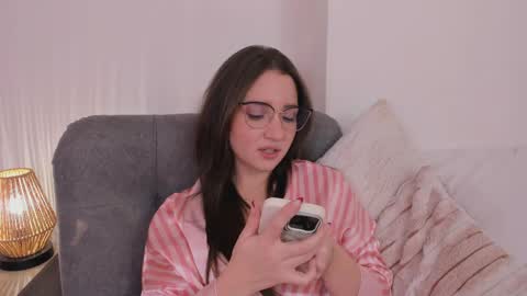 Snapshot of vanessajohnsonn chatting on April 25, 2026, 2:36 am vanessajohnsonn online show from April 25, 2026, 2:36 am