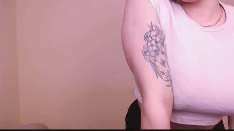 Vanessa online show from February 13, 2025, 6:05 pm