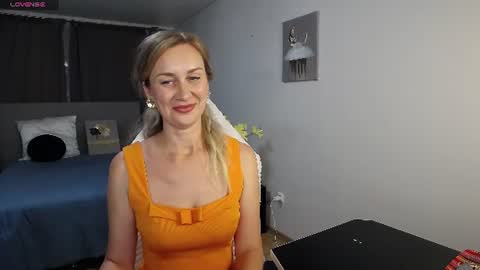 Snapshot of vanessakleiner chatting on July 1, 2026, 5:56 pm Vanessa online show from July 1, 2026, 5:56 pm