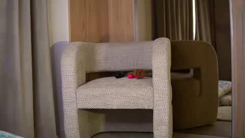 Snapshot of vanessasimon chatting on June 19, 2026, 5:56 am Vanessa Simon online show from June 19, 2026, 5:56 am