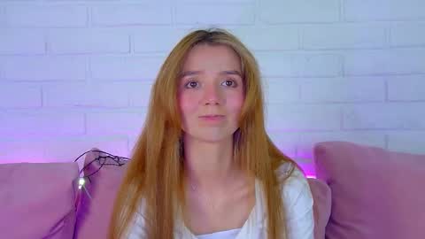 Snapshot of vanessavienne chatting on February 16, 2026, 4:47 pm VanessaVienne online show from February 16, 2026, 4:47 pm