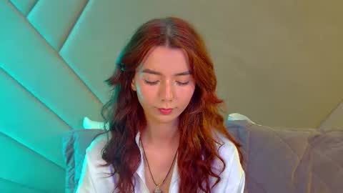 Snapshot of vanessavienne chatting on June 14, 2026, 4:20 pm VanessaVienne online show from June 14, 2026, 4:20 pm