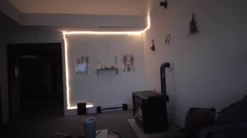vanessavignaroli online show from May 30, 2026, 1:35 am