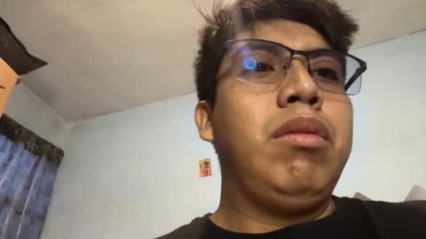 Geovani Agustin Garcia online show from November 2, 2025, 11:18 pm