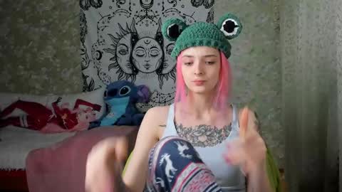 Snapshot of vanilla_arya chatting on March 12, 2025, 12:57 pm Adelina online show from March 12, 2025, 12:57 pm