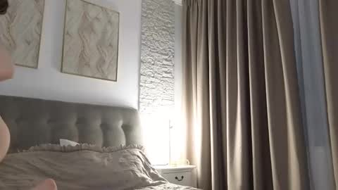 Snapshot of vanillaextasy chatting on March 20, 2026, 8:35 pm vanillaextasy online show from March 20, 2026, 8:35 pm