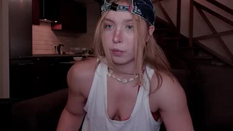 Snapshot of vanillalivitski chatting on October 10, 2025, 11:09 am Vanilla online show from October 10, 2025, 11:09 am