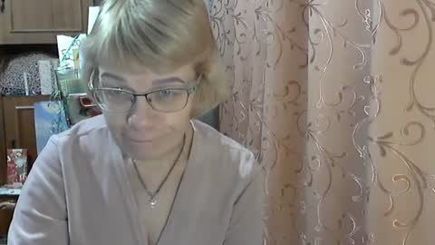 Snapshot of vanillaxcreamy chatting on February 15, 2025, 5:39 pm Vanillaxcreamy online show from February 15, 2025, 5:39 pm