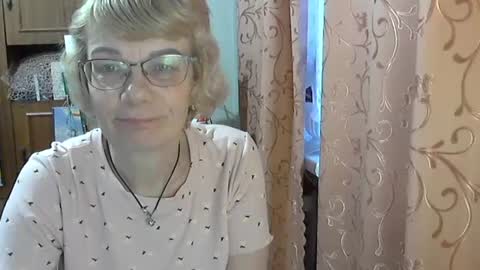 Snapshot of vanillaxcreamy chatting on March 1, 2025, 3:16 pm Vanillaxcreamy online show from March 1, 2025, 3:16 pm