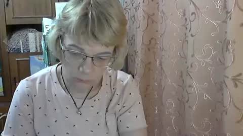 Snapshot of vanillaxcreamy chatting on March 2, 2025, 3:48 pm Vanillaxcreamy online show from March 2, 2025, 3:48 pm