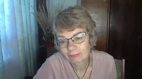 Snapshot of vanillaxcreamy chatting on November 29, 2025, 8:06 am Vanillaxcreamy online show from November 29, 2025, 8:06 am